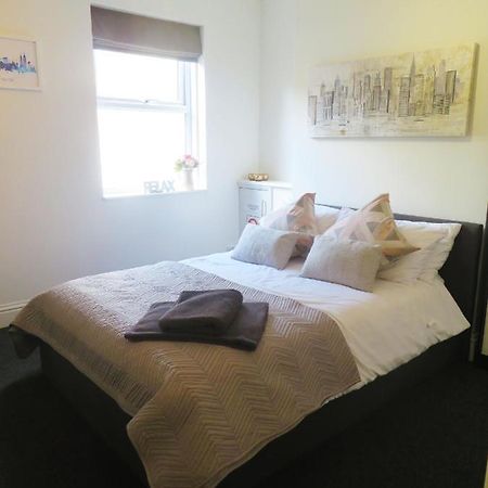 Entire 2 Bed Ground Floor Apartment Central But Quiet Newmarket  Exterior photo