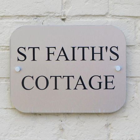 Entire 2 Bed Ground Floor Apartment Central But Quiet Newmarket  Exterior photo